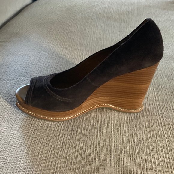 Steve Madden Brown Suede 4.25 inch Wedges - Style Cristan - Size 9.5 - Worn once - Picture 9 of 15